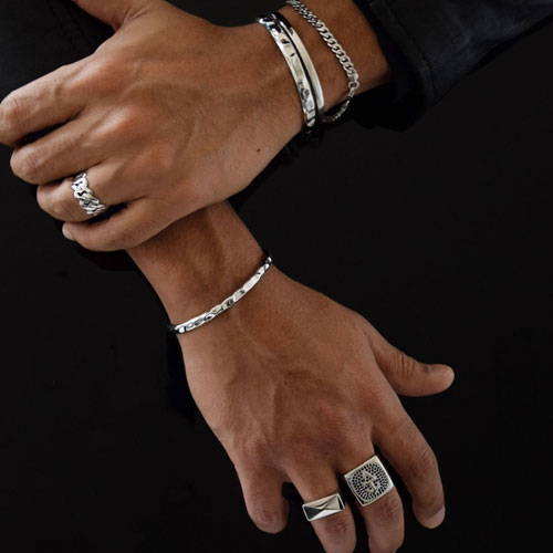 Mens-accessories